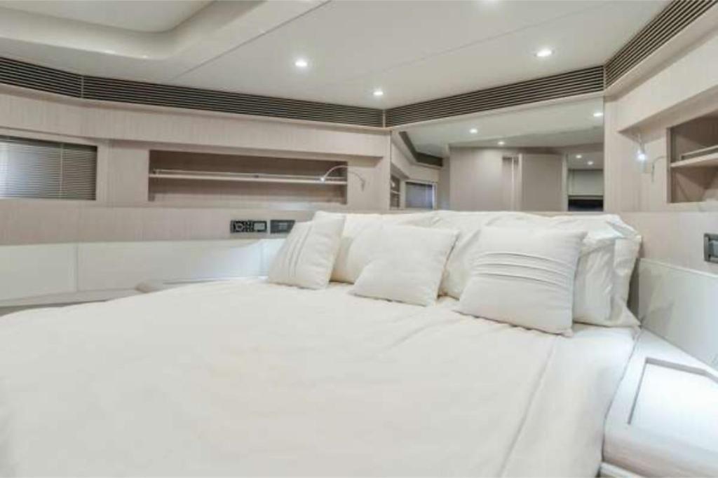 Riva Virtus 65 Yacht From Marina Del Ray Trip W Captain Overnight Los Angeles